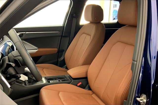 Certified 2025 Audi Q3 2.0T Premium Plus w/ Premium Plus Package image 25