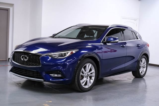 Used 2018 INFINITI QX30 Premium w/ Cargo Package image 7