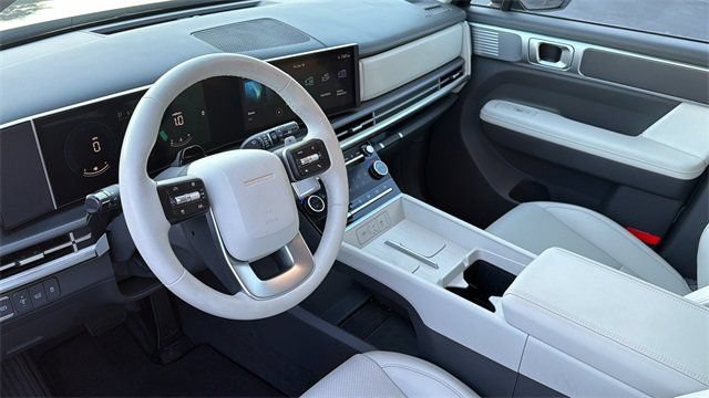 Certified 2025 Hyundai Santa Fe SEL AWD/4WD image 12