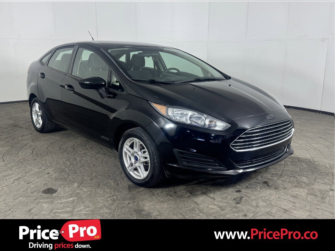 Used 2019 Ford Fiesta SE image 1