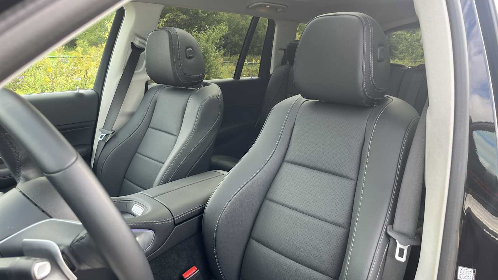 Used 2026 Mercedes-Benz GLS 450 4MATIC image 28