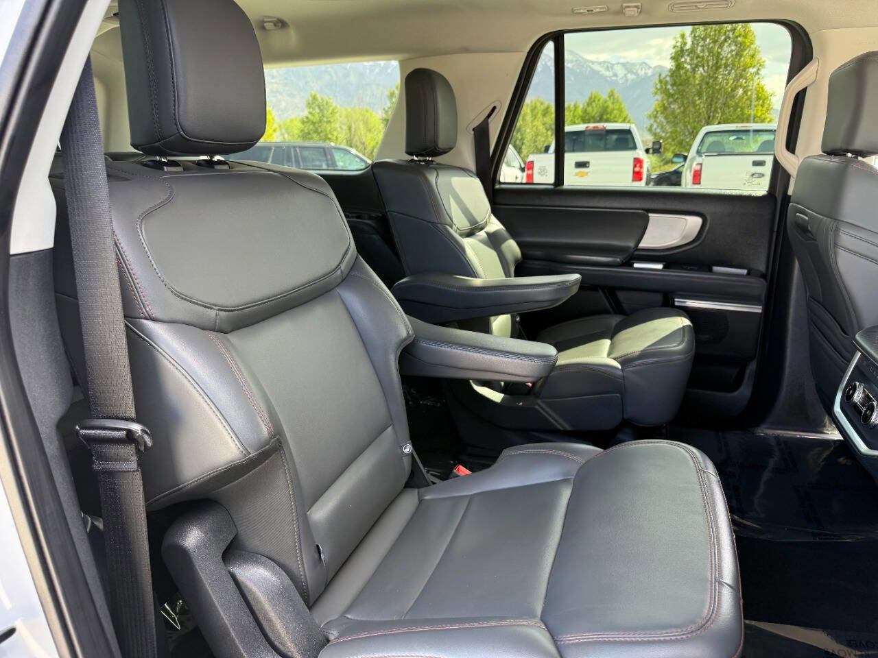 Used 2025 Ford Expedition Max Active image 24