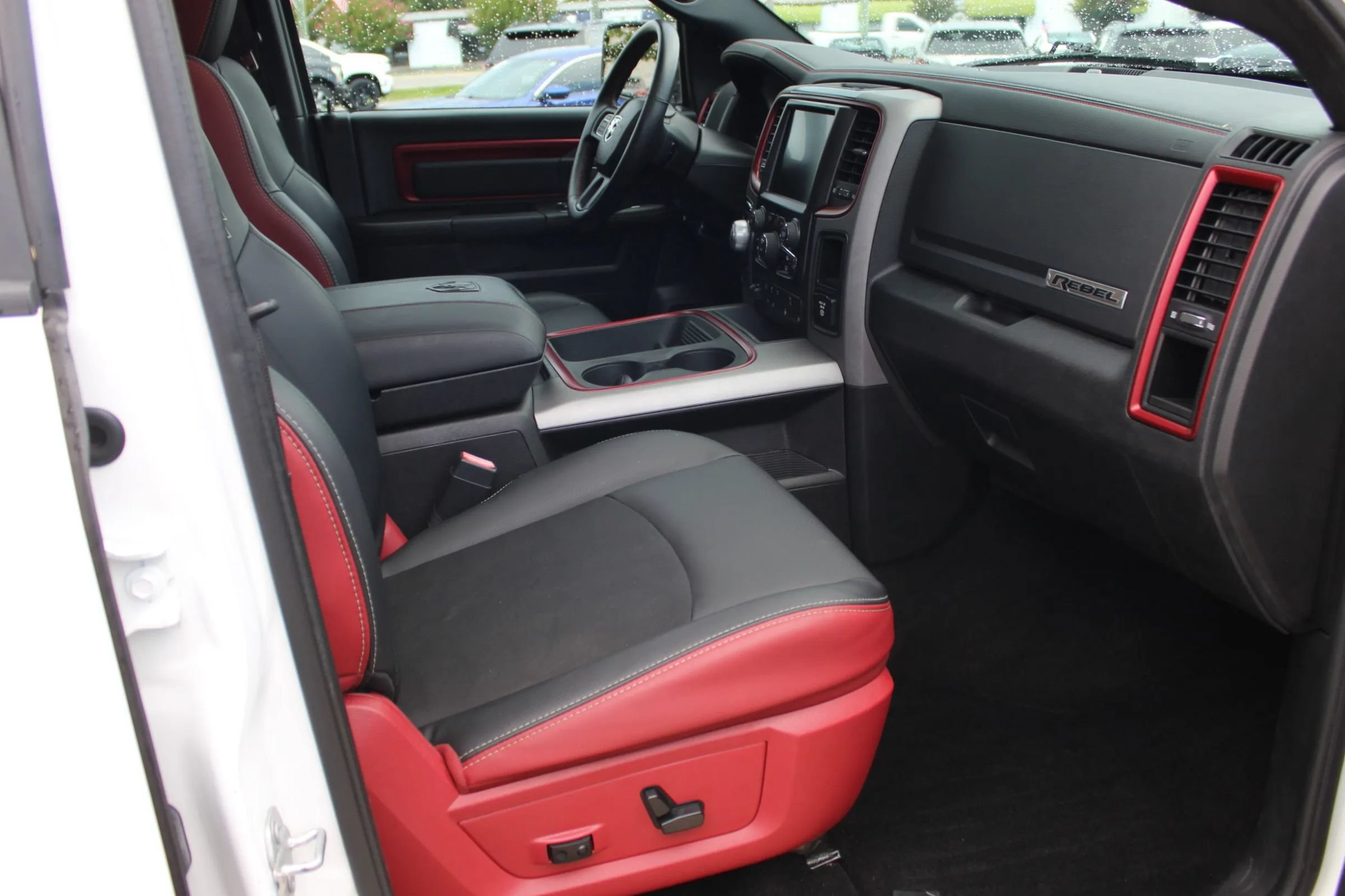 Used 2016 RAM 1500 Rebel w/ Luxury Group AWD/4WD image 30