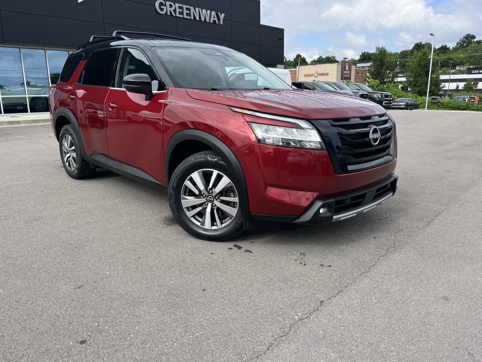 Used 2023 Nissan Pathfinder SL w/ Black Appearance Package