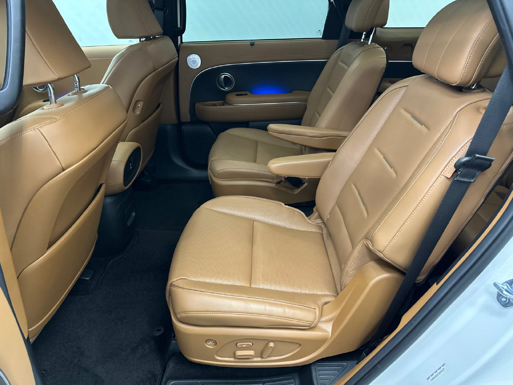 Used 2026 Hyundai Palisade Calligraphy FWD image 25