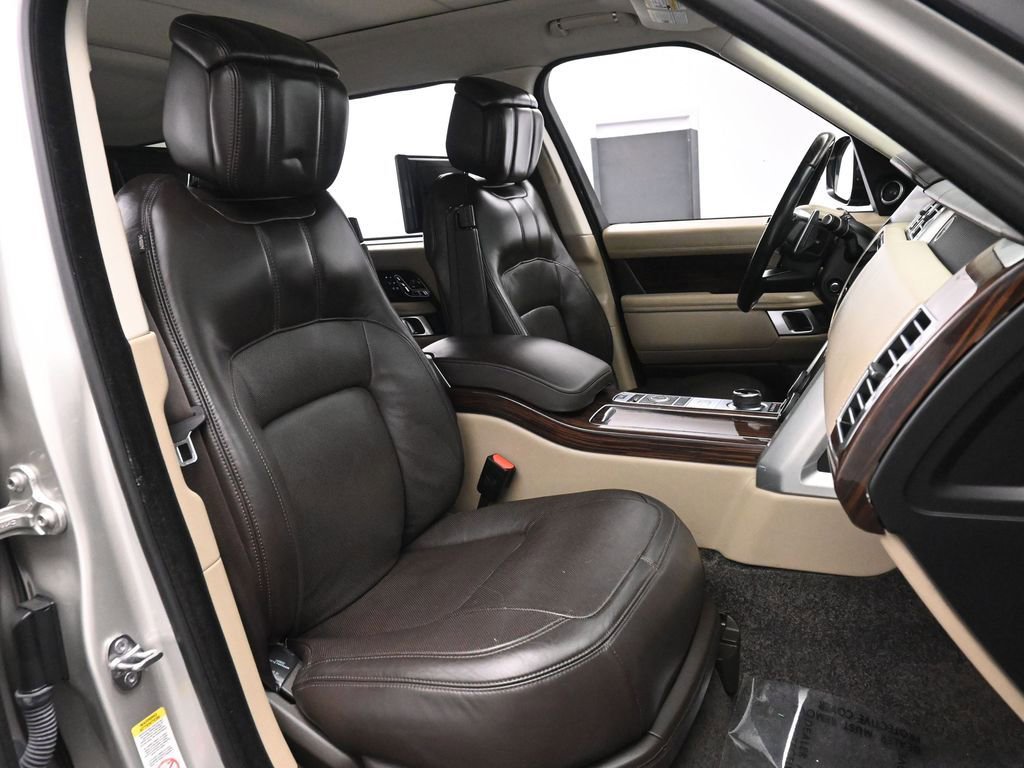 Used 2019 Land Rover Range Rover Long Wheelbase Autobiography image 29