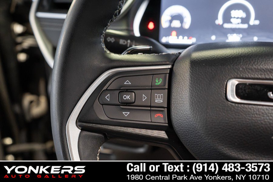 Used 2023 Jeep Grand Cherokee L Laredo AWD/4WD image 53