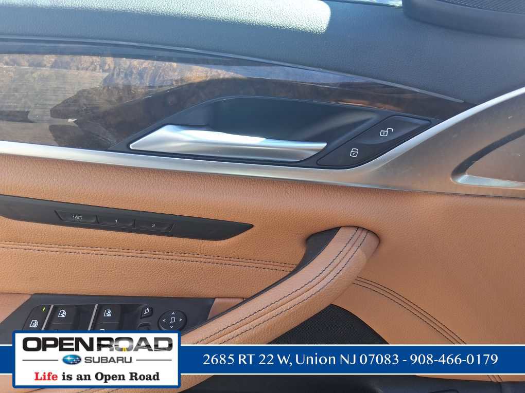 Used 2018 BMW 530i xDrive AWD/4WD image 16