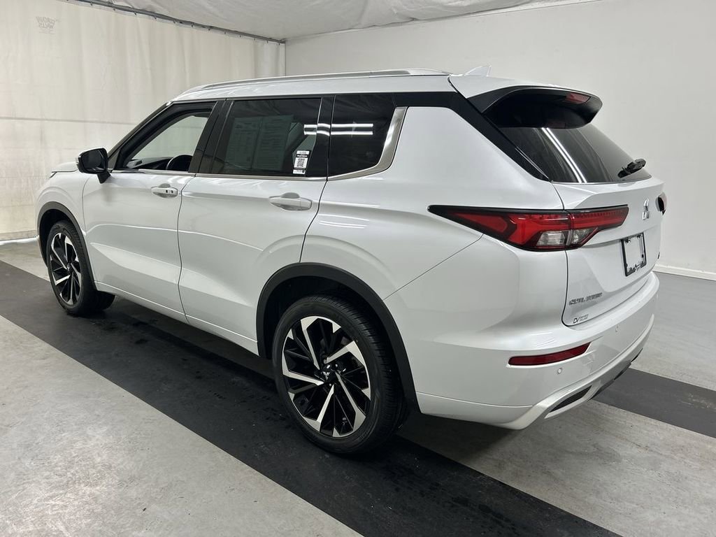 Used 2022 Mitsubishi Outlander SEL AWD/4WD image 7