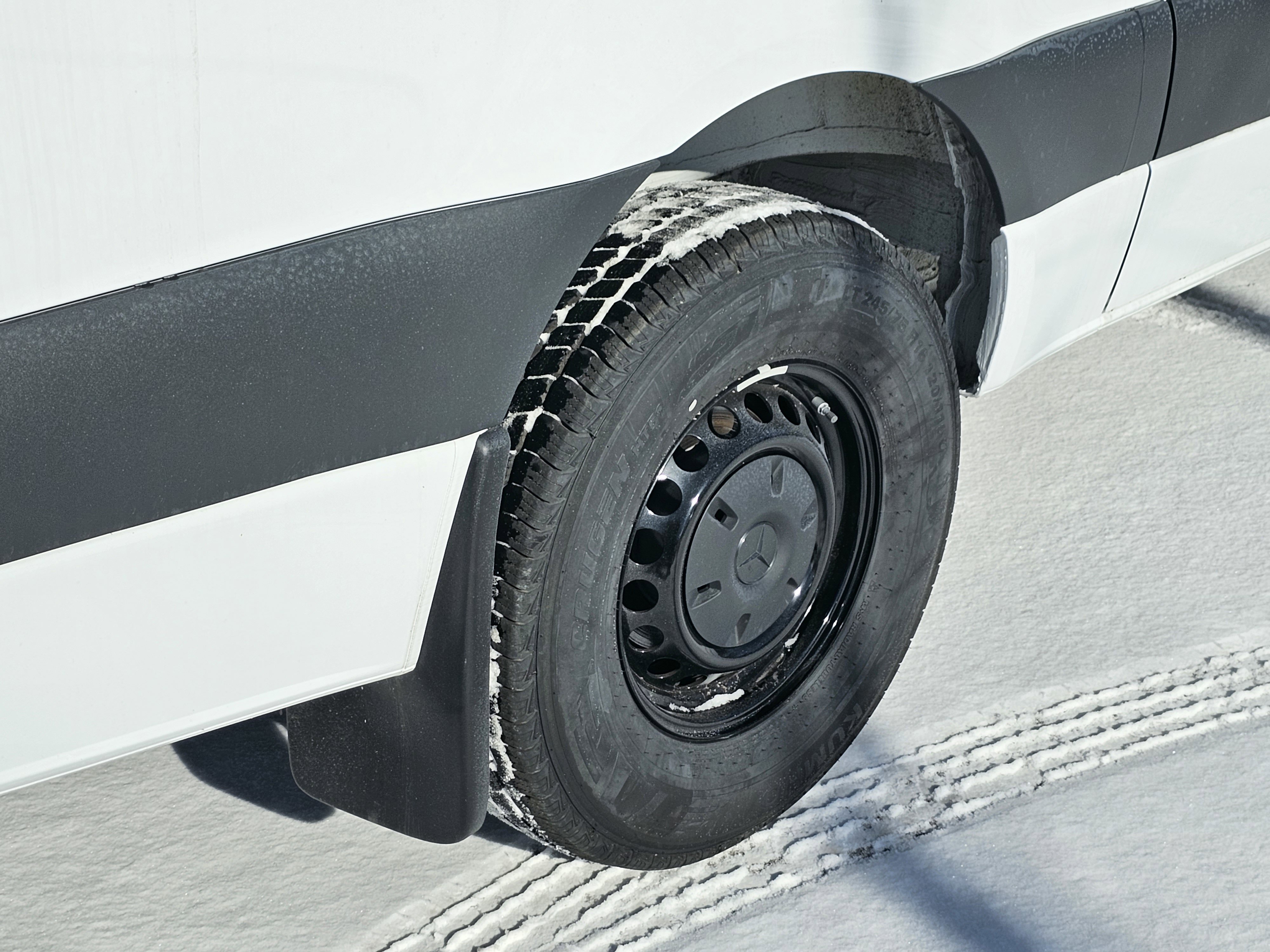 New 2025 Mercedes-Benz Sprinter 2500 image 11