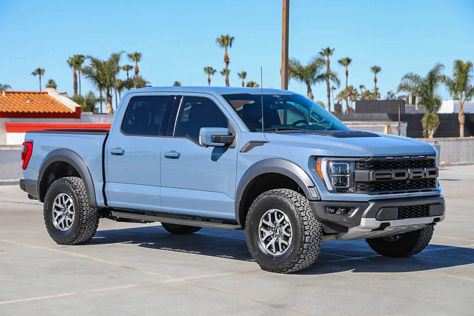 Used 2023 Ford F150 Raptor AWD/4WD image 4