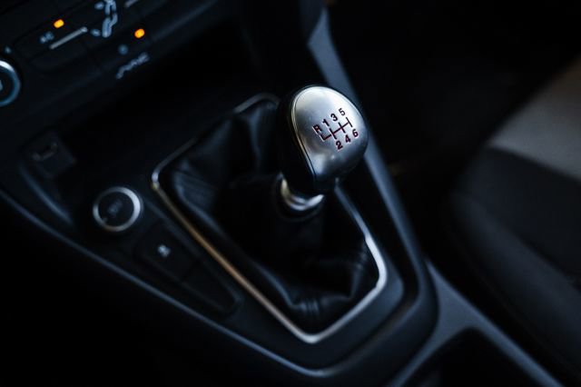 Used 2015 Ford Focus ST image 11