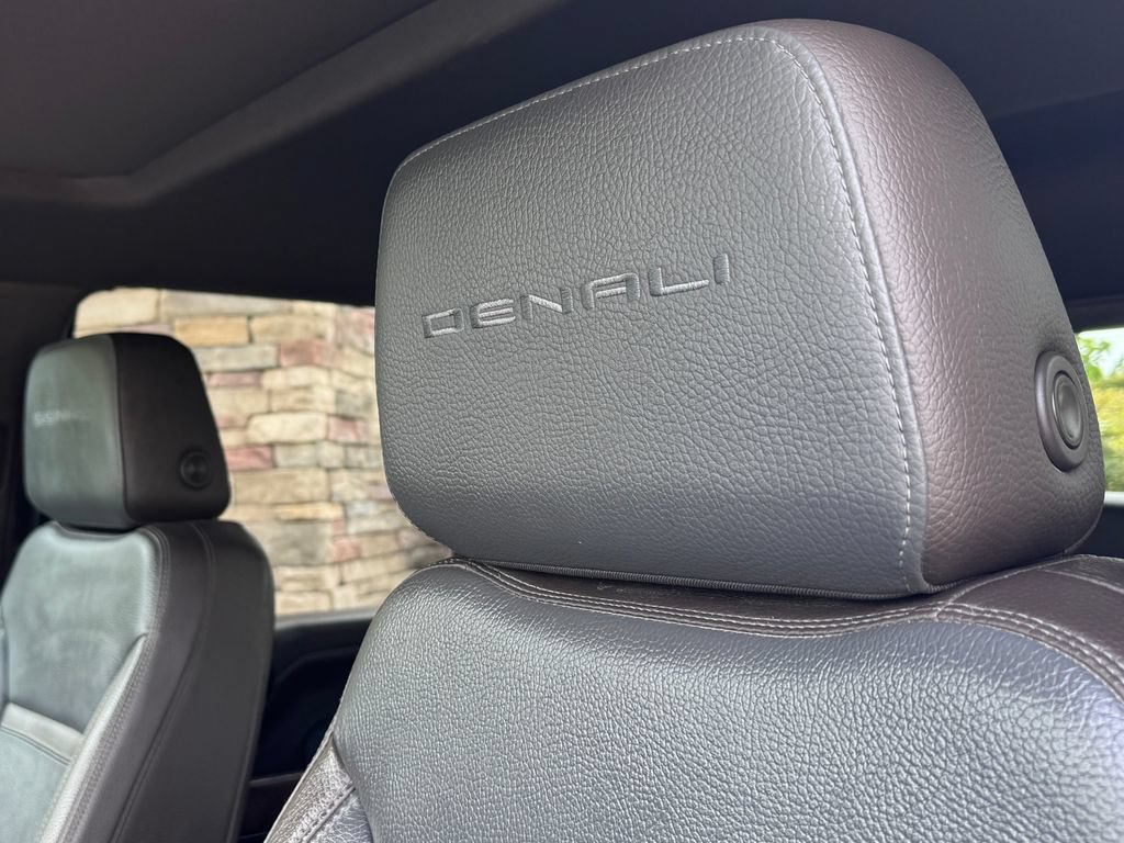 Used 2021 GMC Sierra 2500 Denali w/ Denali Ultimate Package AWD/4WD image 24