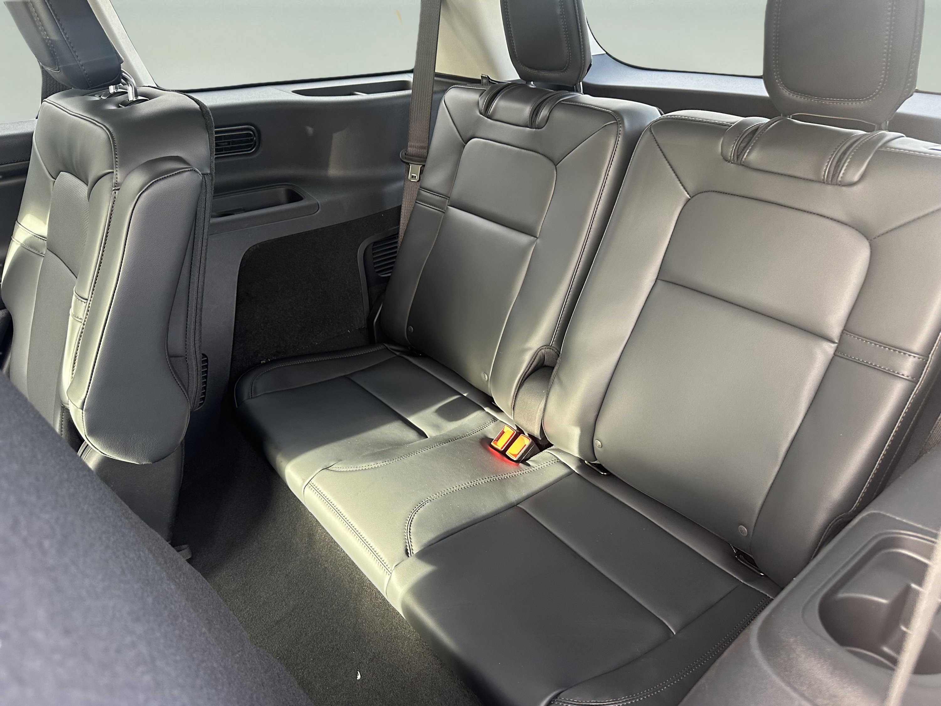 New 2026 Lincoln Aviator AWD image 11