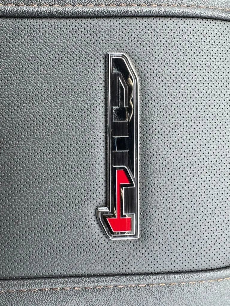 New 2026 GMC Sierra 3500 AT4 w/ Technology Package image 20