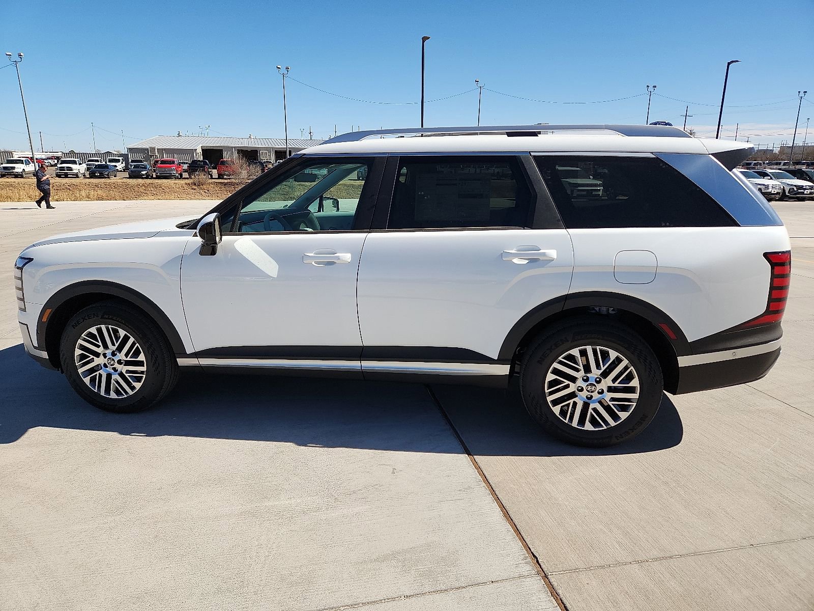 New 2026 Hyundai Palisade SEL image 2