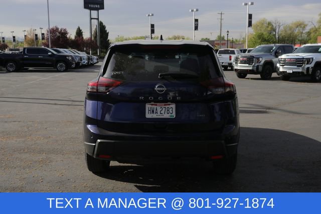 Used 2026 Nissan Rogue SV image 5