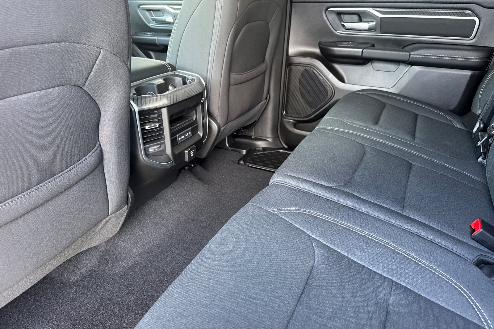 New 2026 RAM 1500 Big Horn AWD/4WD image 11