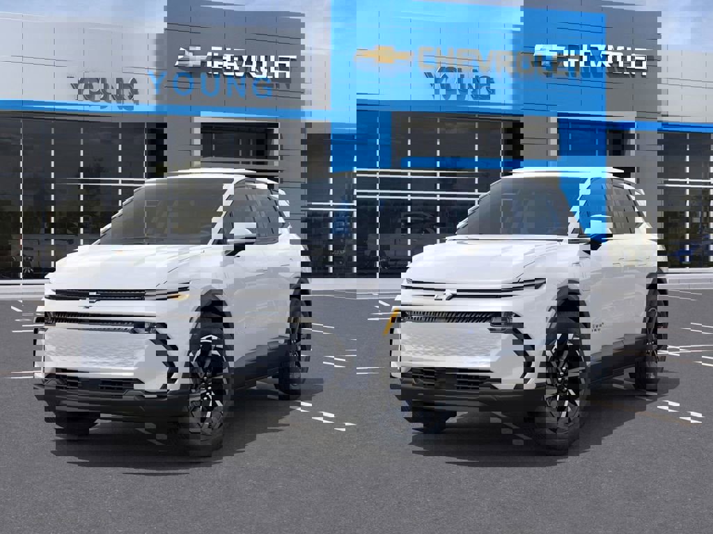 New 2026 Chevrolet Equinox EV LT image 6