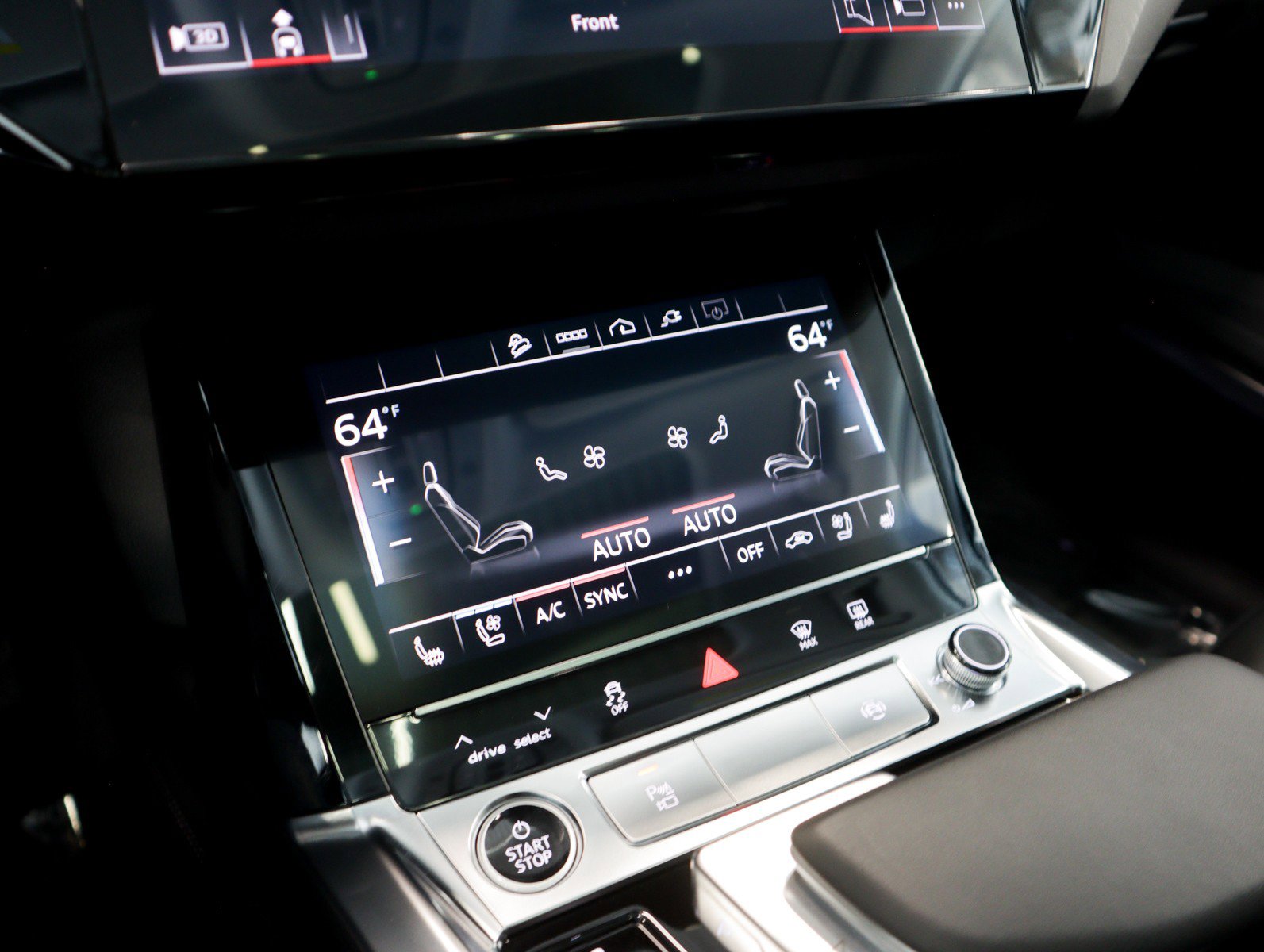 Used 2024 Audi Q8 e-tron Premium Plus w/ Premium Plus Package image 20