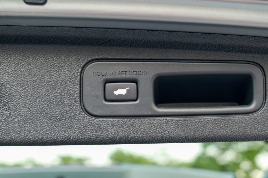 Used 2025 Honda Odyssey Elite image 60