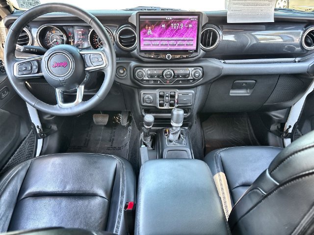 Used 2023 Jeep Wrangler Unlimited Sahara AWD/4WD image 11