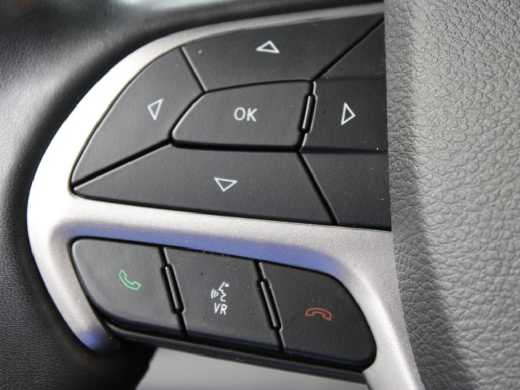 Used 2021 Jeep Grand Cherokee Altitude AWD/4WD image 53