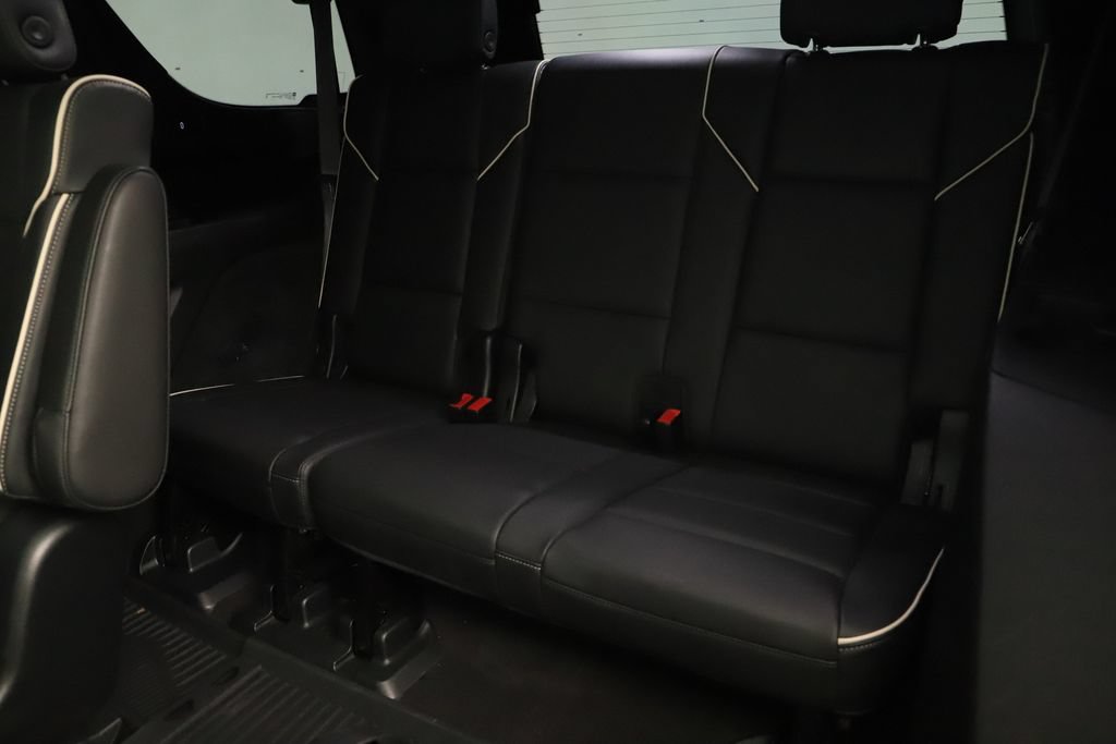 Used 2022 Cadillac Escalade Sport w/ LPO, ONYX Package AWD/4WD image 30