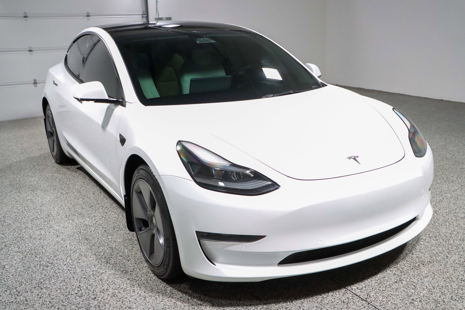 Used 2022 Tesla Model 3 Long Range AWD/4WD image 5