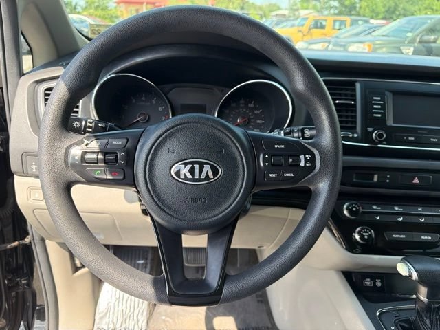 Used 2018 Kia Sedona LX FWD image 10
