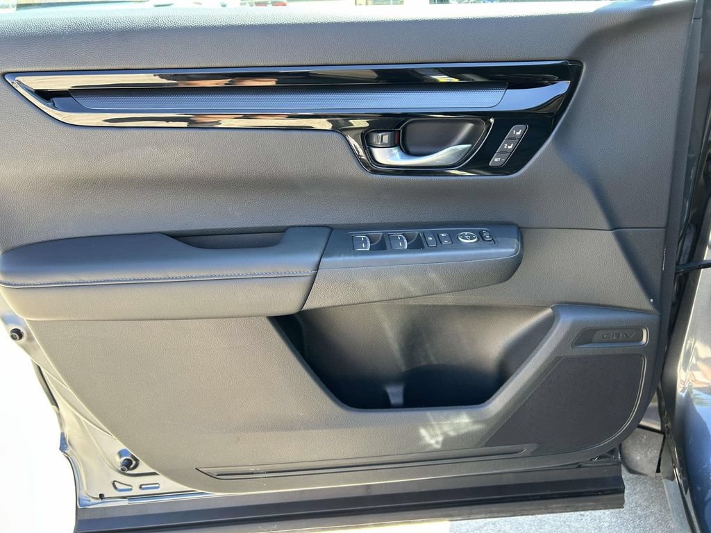 Used 2025 Honda CR-V EX-L image 15