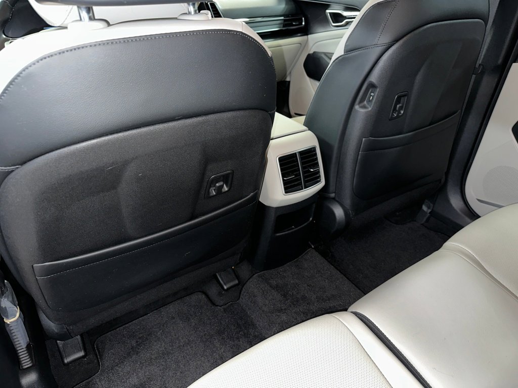 Used 2023 Kia Sportage EX image 19