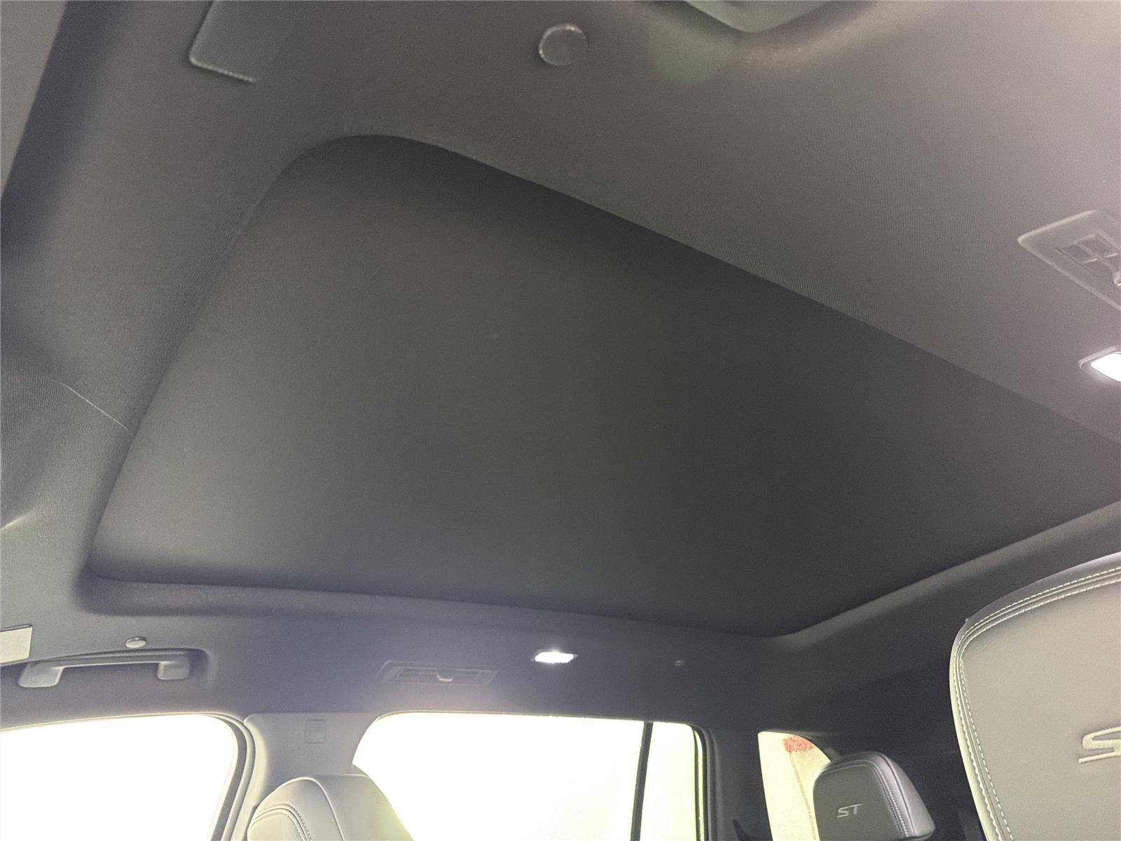 New 2026 Buick Enclave Sport Touring w/ Power Package FWD image 37