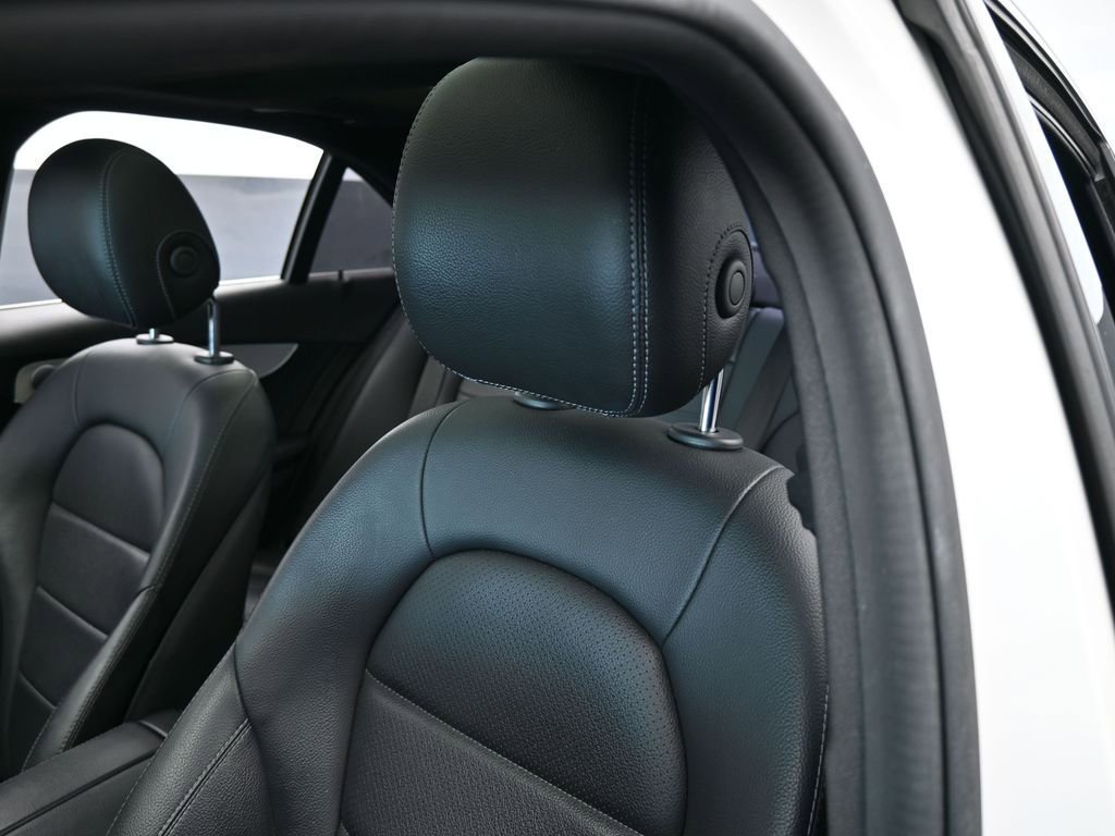 Used 2018 Mercedes-Benz C 300 Sedan image 17