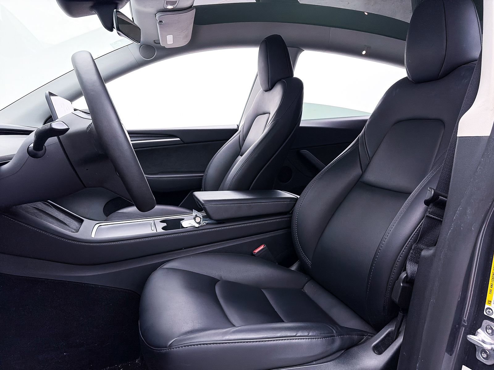 Used 2023 Tesla Model Y Performance image 18