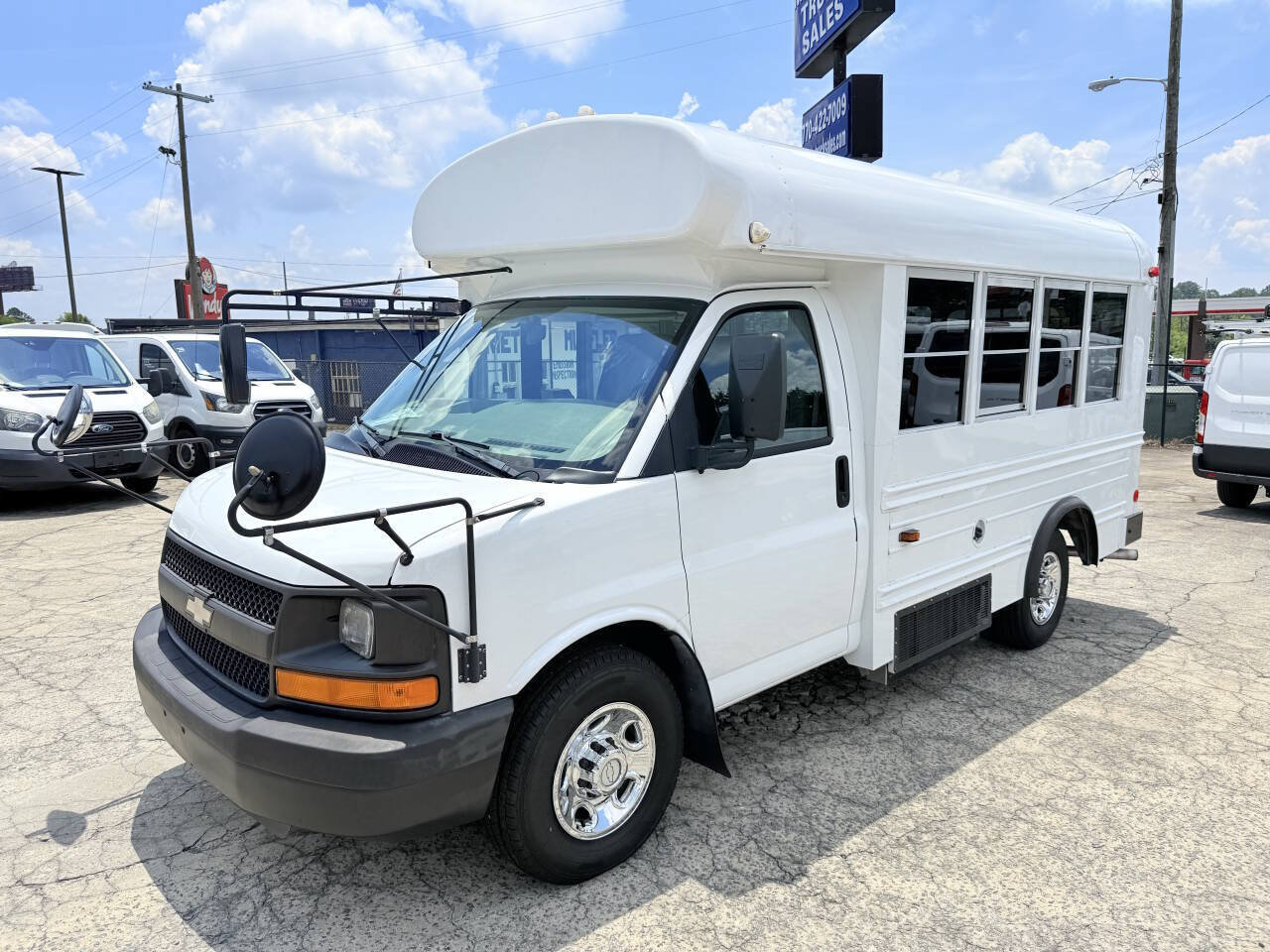 Used 2005 Chevrolet Express 3500 w/ School Bus Package RWD image 5