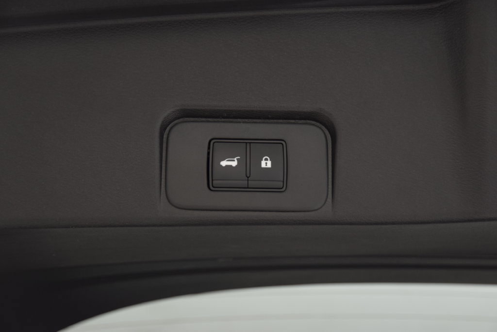 Used 2026 Nissan Rogue SL FWD image 32