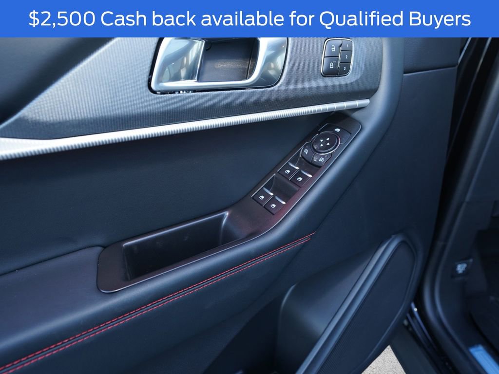 New 2026 Ford Explorer ST-Line w/ ST-Line Street Pack image 33