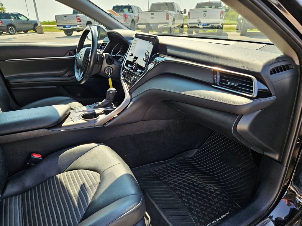 Used 2024 Toyota Camry SE FWD image 32