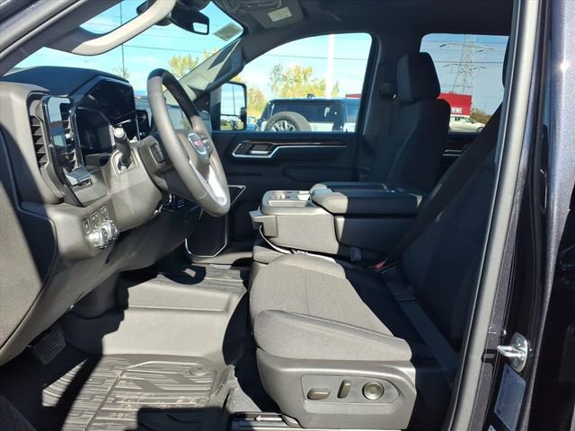 New 2026 GMC Sierra 2500 SLE w/ SLE Value Package; image 9
