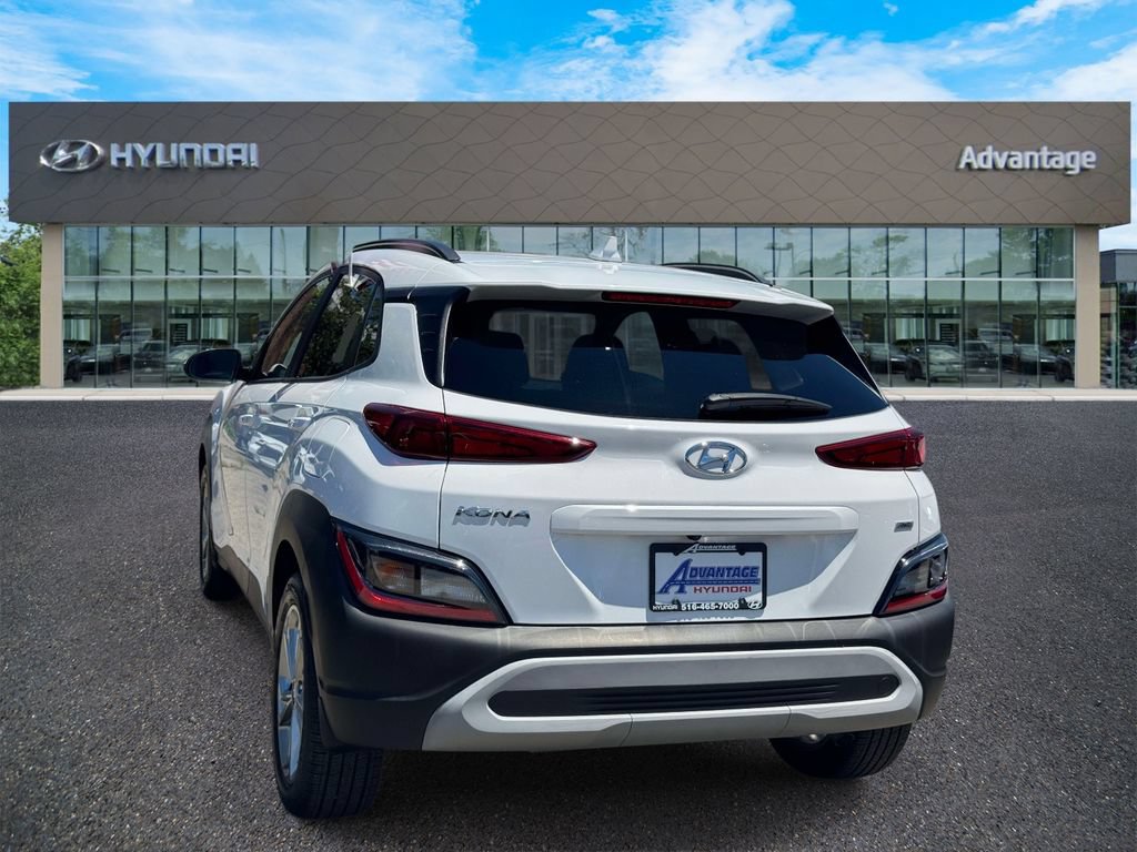 Certified 2023 Hyundai Kona SEL AWD/4WD image 7