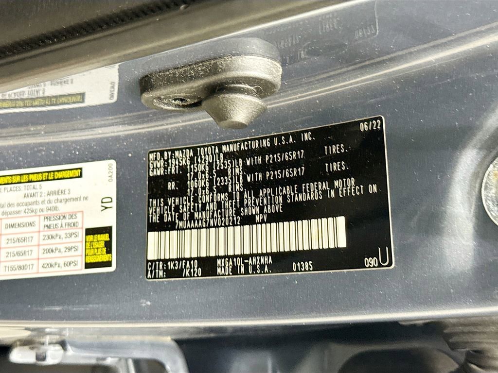 Used 2022 Toyota Corolla Cross L image 18