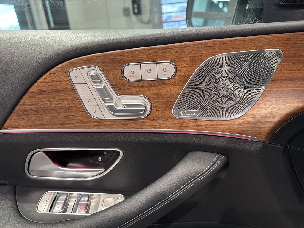 Used 2025 Mercedes-Benz GLE 350 GLE 350 w/ AMG Line Exterior image 15