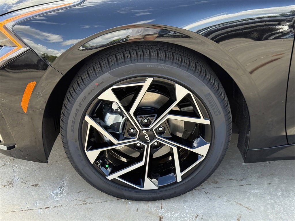 New 2026 Kia K5 EX image 32