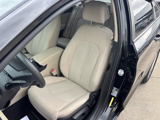 Used 2016 Hyundai Sonata SE FWD image 17