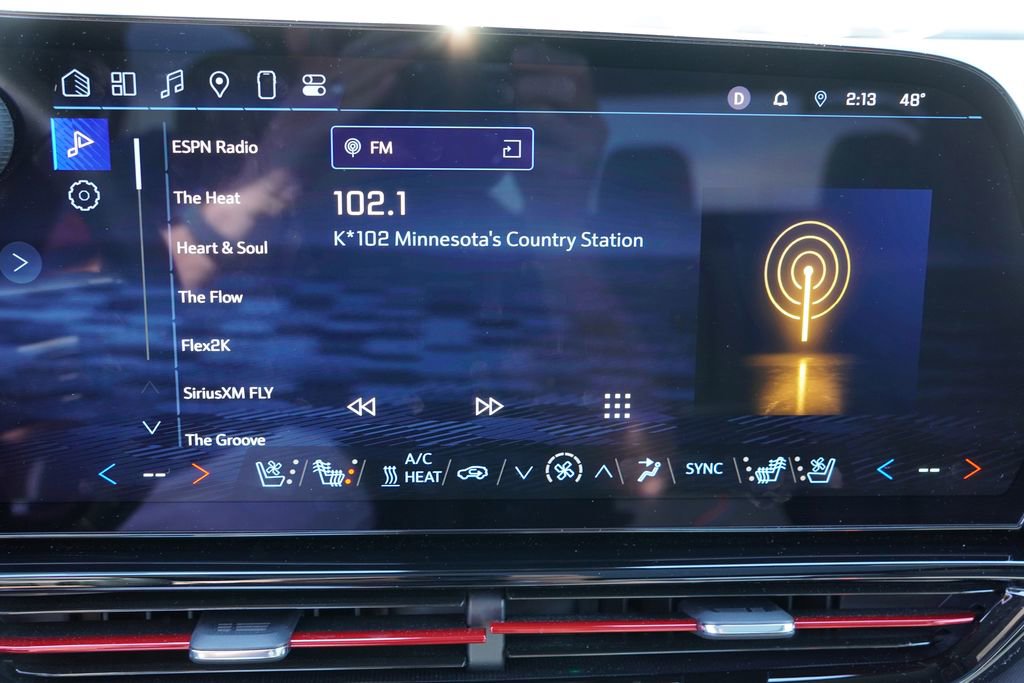 Certified 2025 Chevrolet Silverado EV RST AWD/4WD image 29