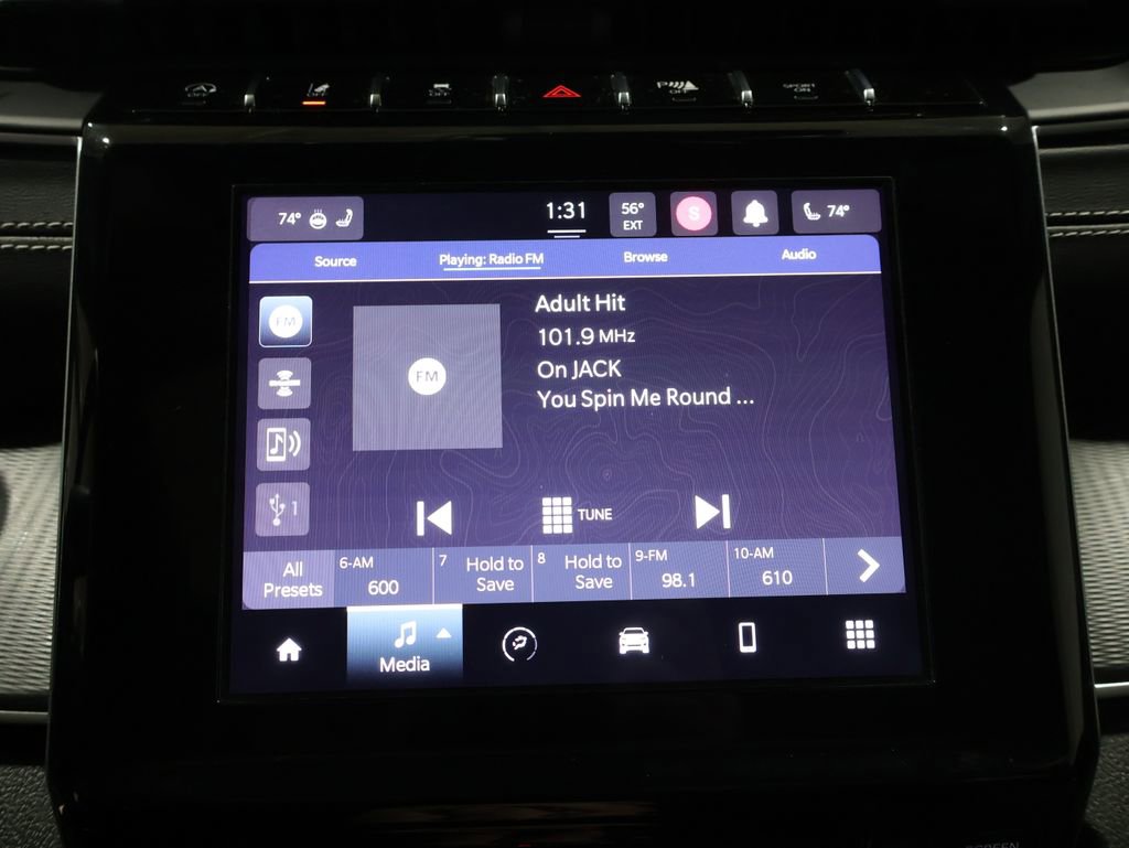 Used 2023 Jeep Grand Cherokee Altitude image 31