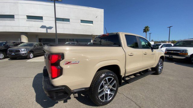 Used 2024 Chevrolet Colorado Z71 w/ Z71 Convenience Package 2 image 8