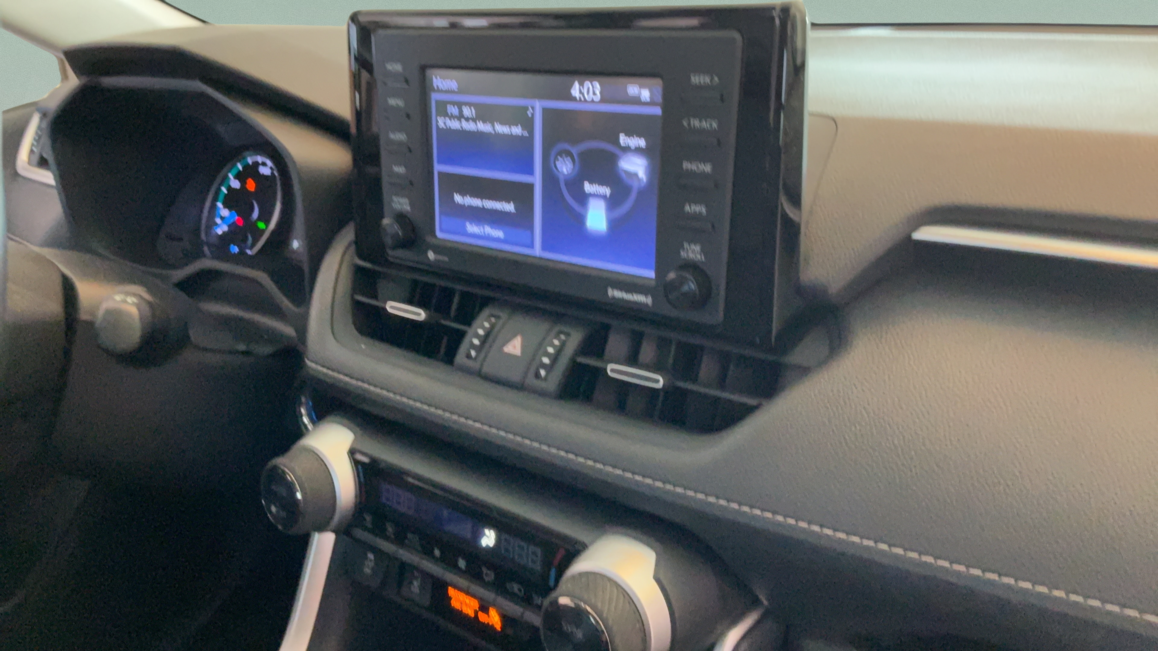 Certified 2021 Toyota RAV4 XLE Premium AWD/4WD image 42