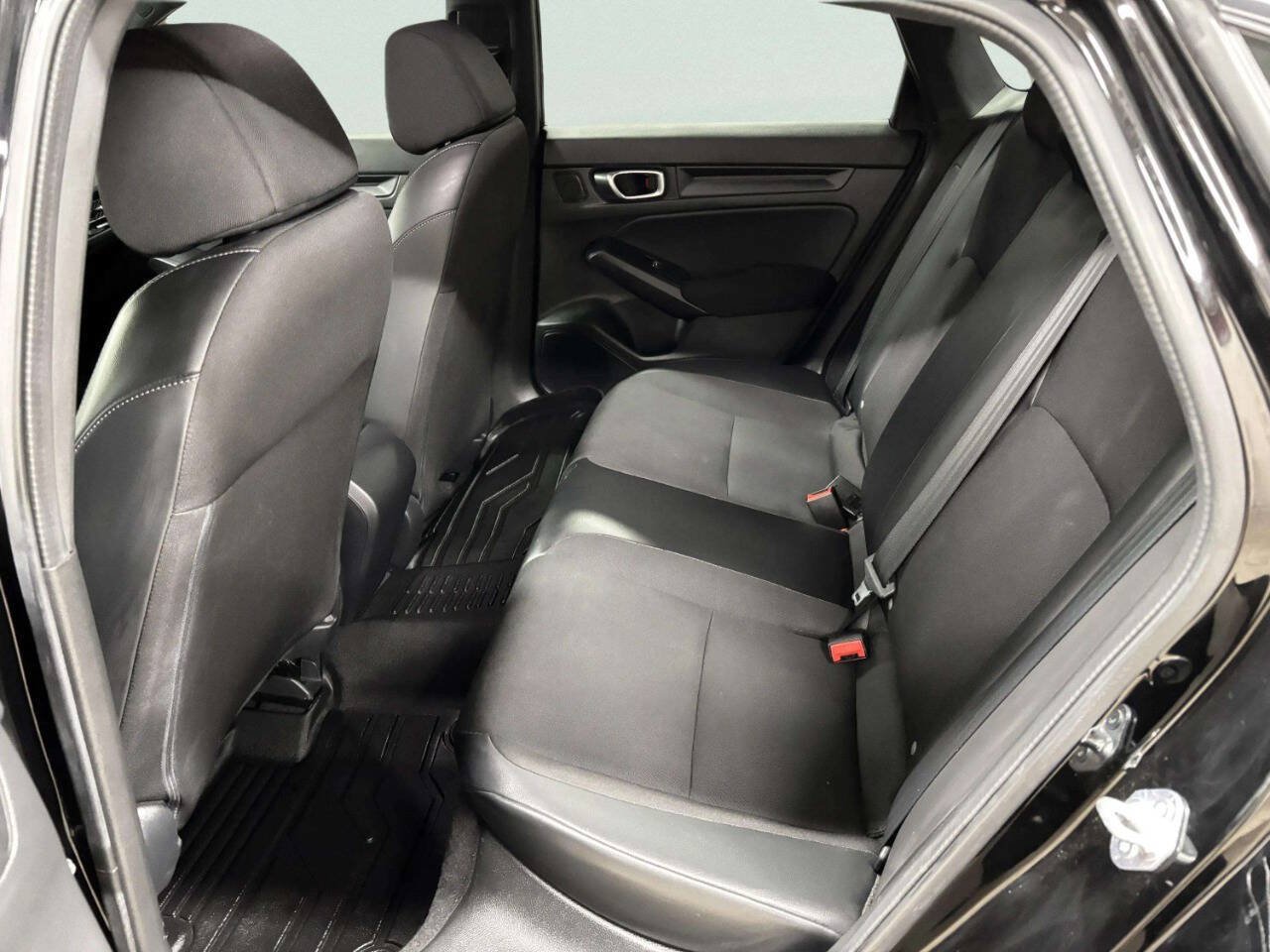 Used 2023 Honda Civic Sport image 17